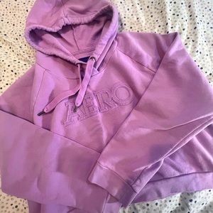 brand: aeropostale color: lavender size:2xl fluffy/fuzzy inside